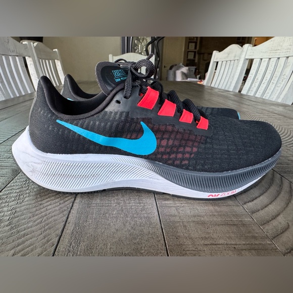 Nike Air Zoom Pegasus 37 Non-Slip Optimal Traction Running Shoes Men’s Size 9 - Picture 1 of 13